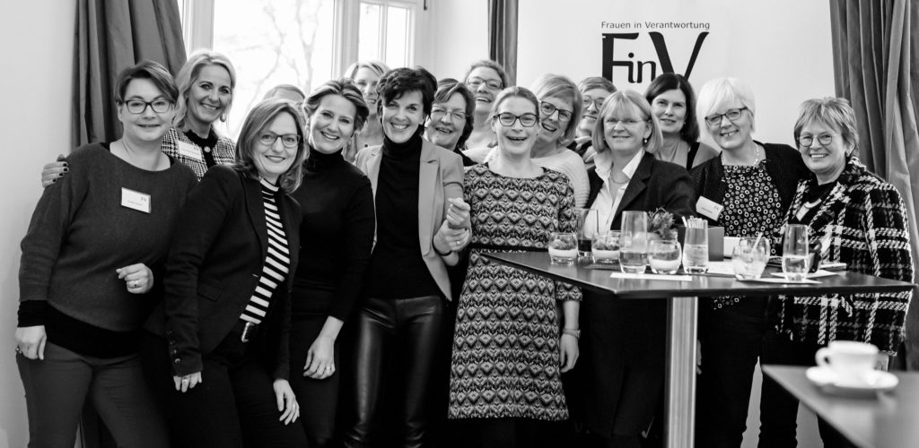 Gruppenbild FinV Neujahrslunch 2019